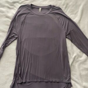 Women's Long Sleeve Top in Gray